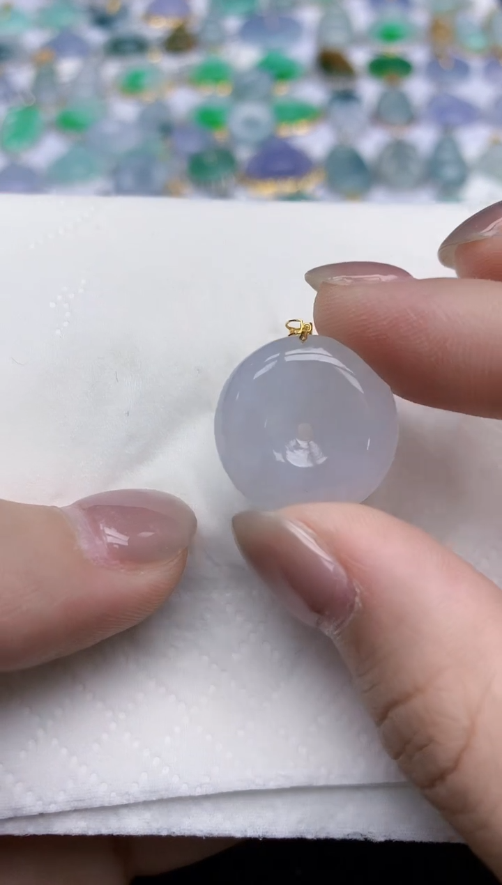 【闪购商品】翡翠颈饰未镶嵌天然翡翠A货