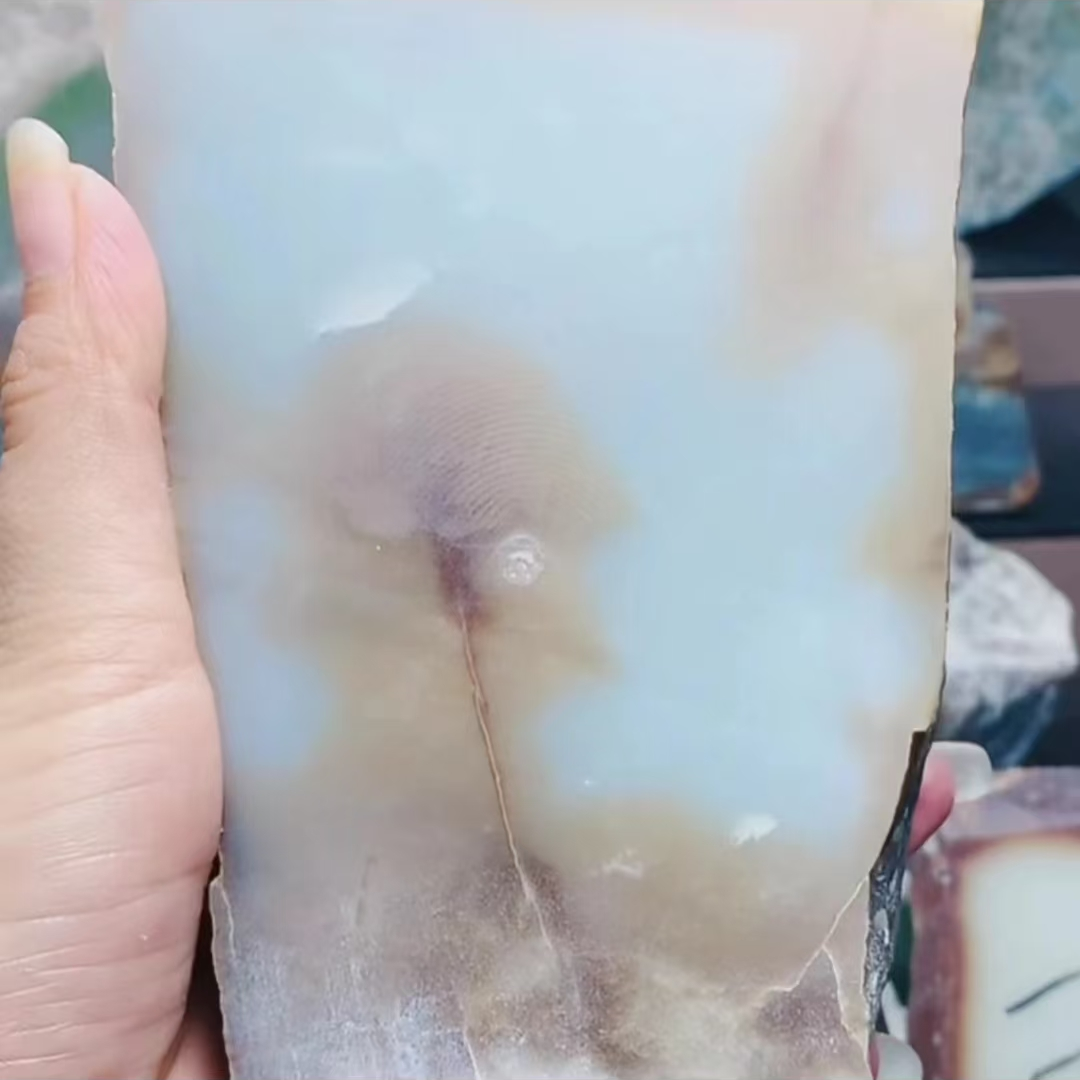 新疆且末糖白一手货源油润细腻摆件奇石