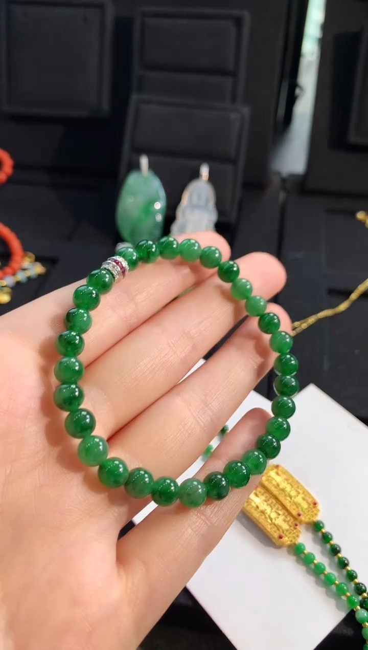【闪购商品】翡翠手串18K金镶嵌手饰