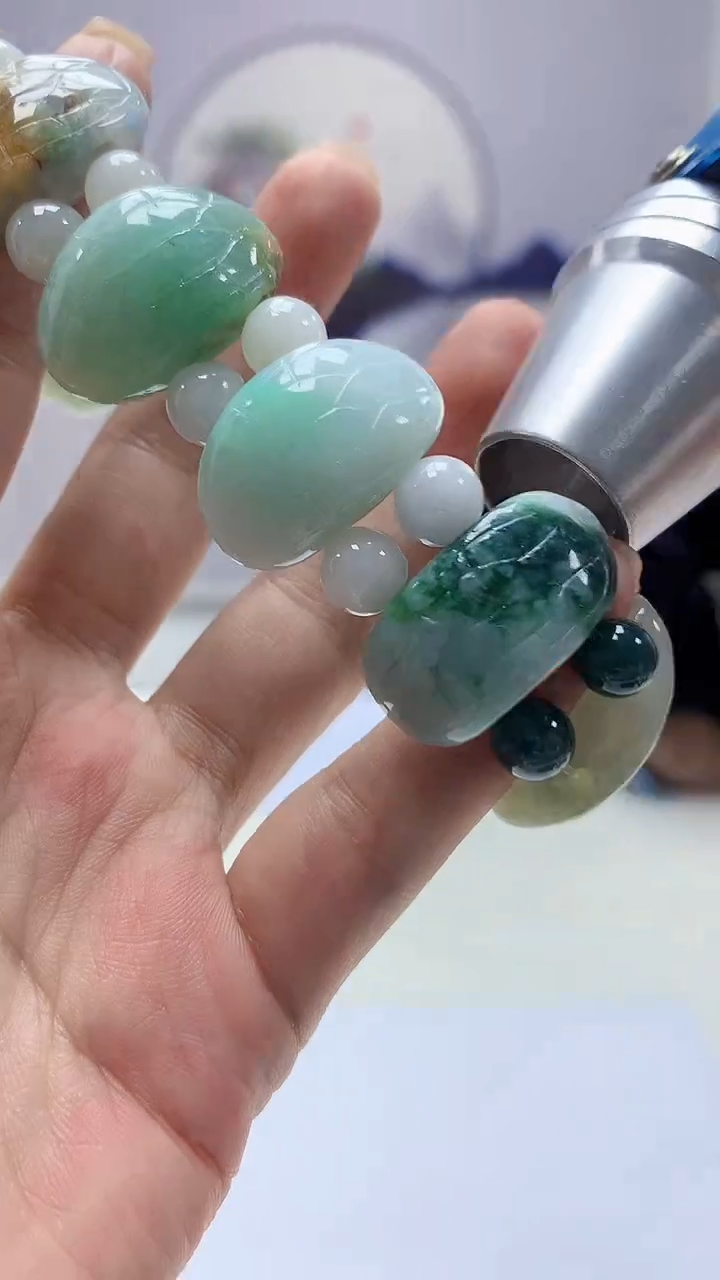 【闪购商品】定制翡翠未镶嵌4902ms-毛货181手串