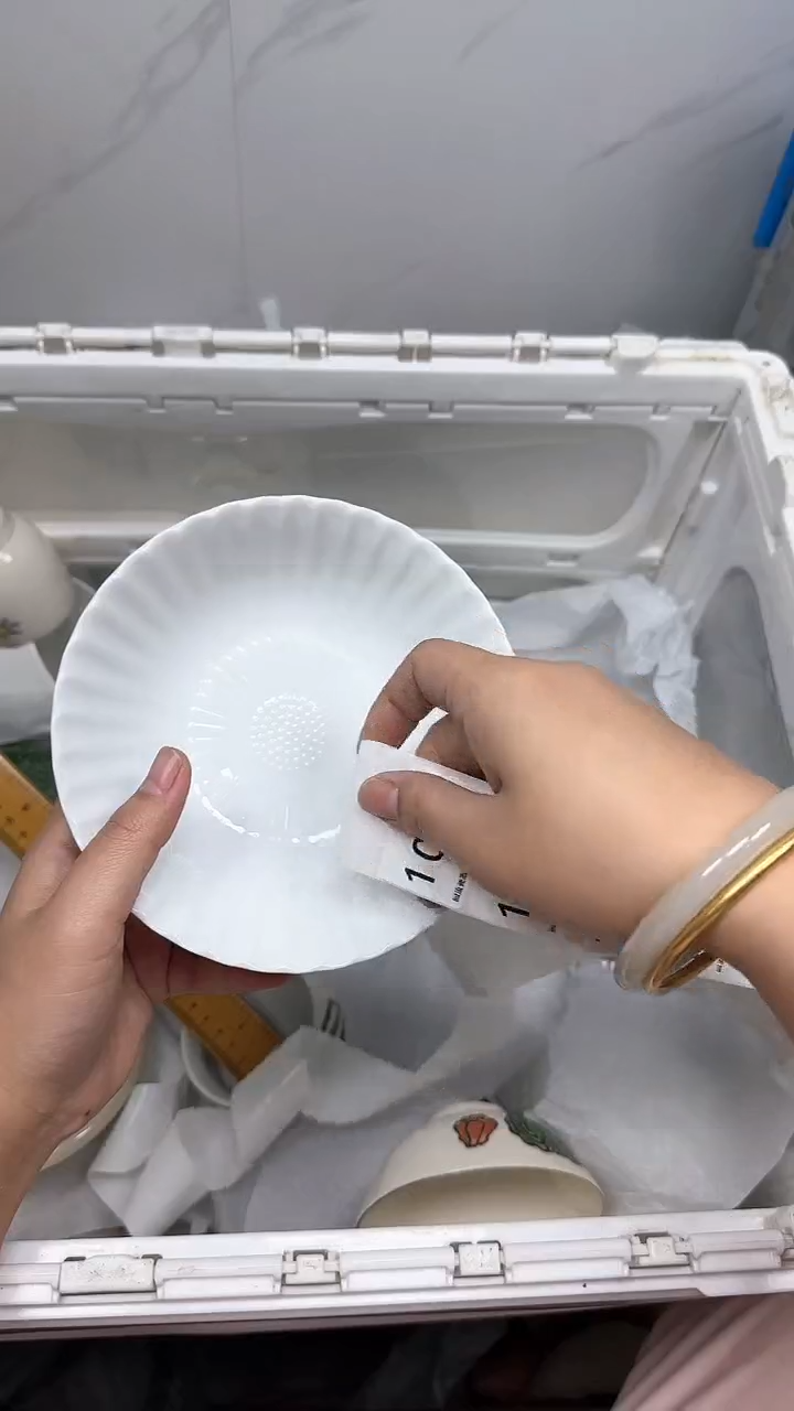 【闪购商品】1074回流瓷器默认微瑕，18.8包邮