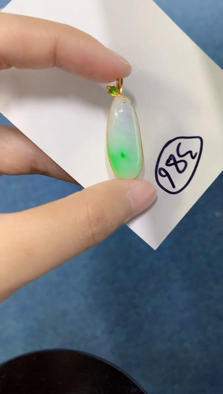 【闪购商品】翡翠颈饰18K金镶嵌000000000