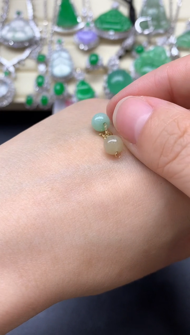 颈饰18K金镶嵌翡翠126-中国好珍宝