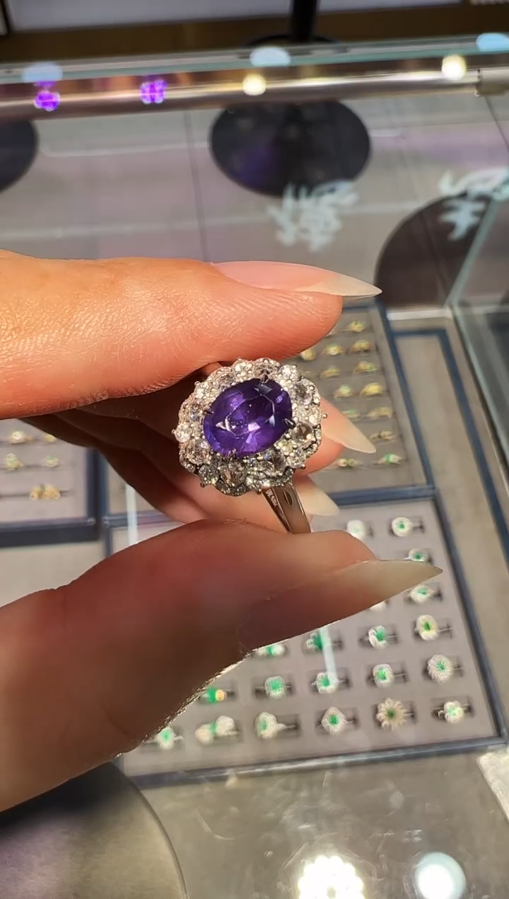 戒指彩色蓝宝石18K金镶嵌1.28ct