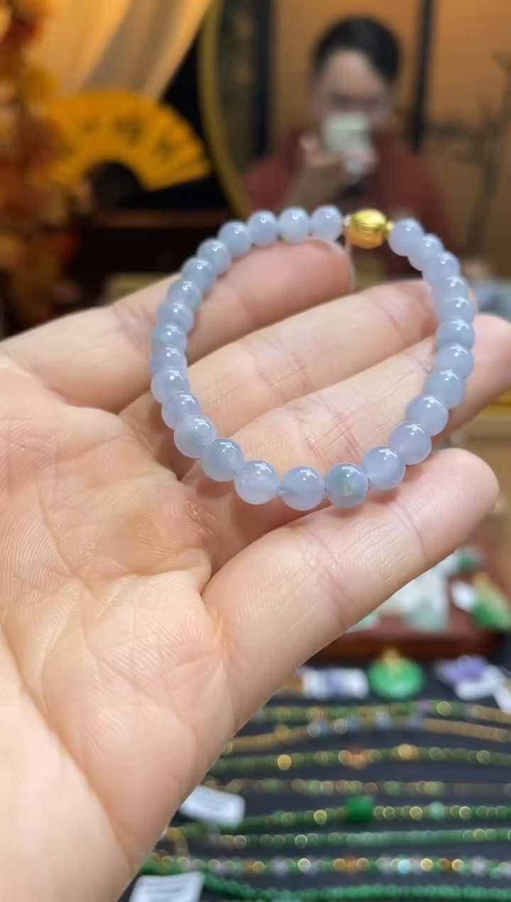 颈饰未镶嵌翡翠手串