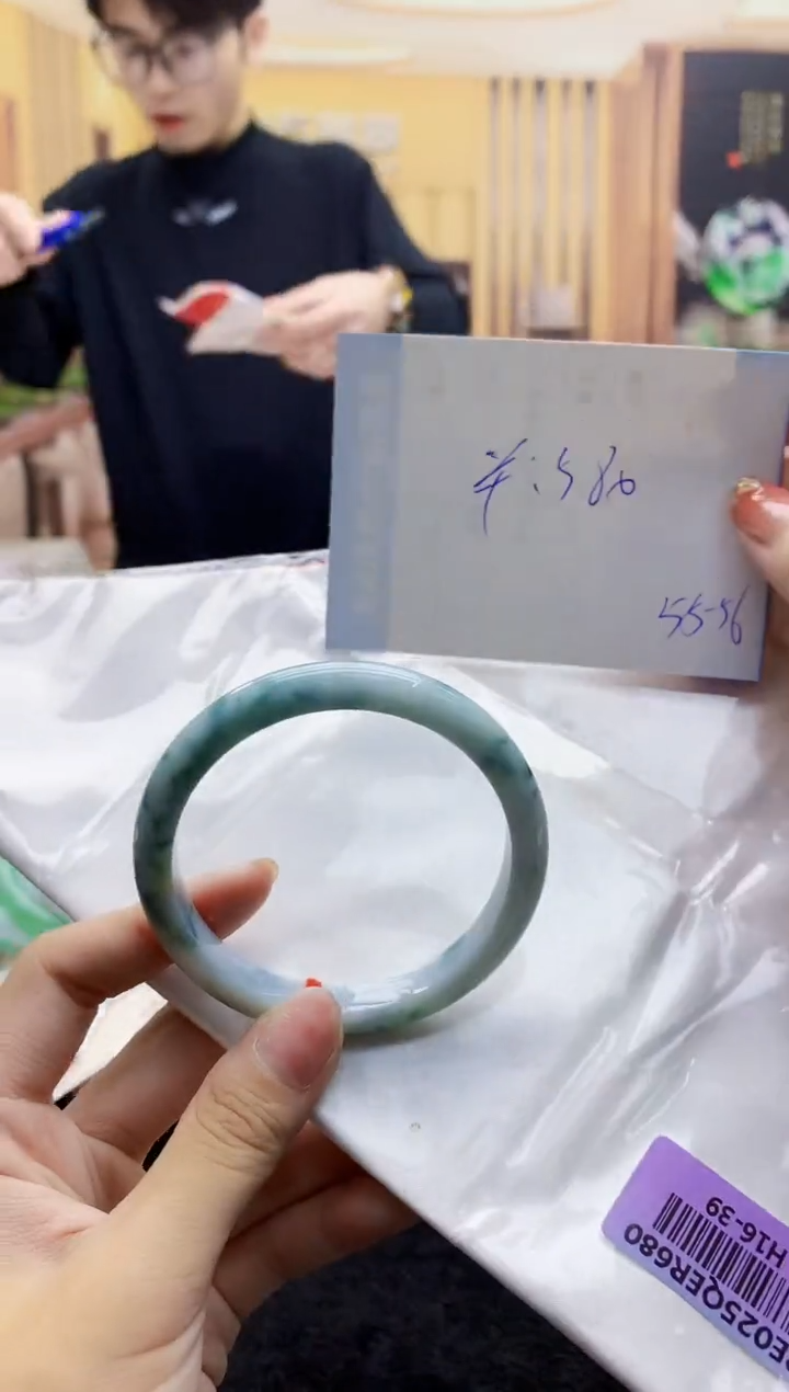 【闪购商品】翡翠手镯未镶嵌    H16-39