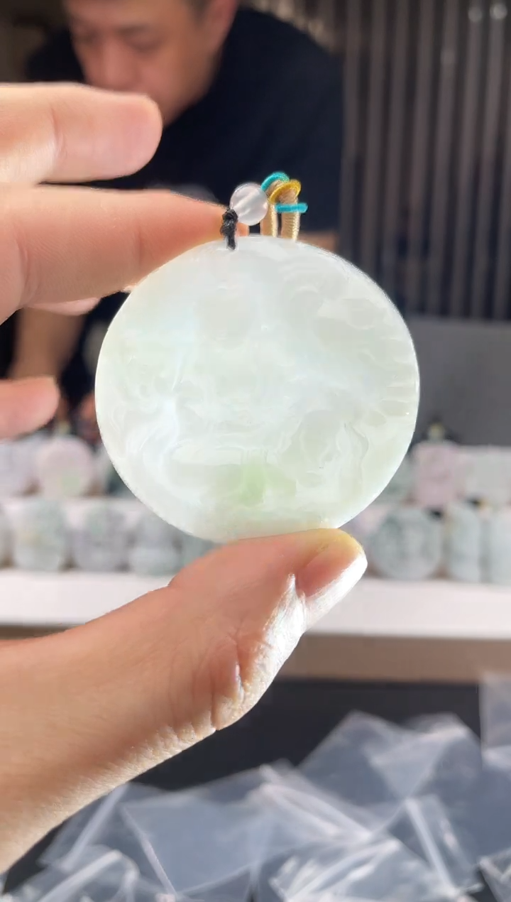 颈饰未镶嵌翡翠25/12/5/.744