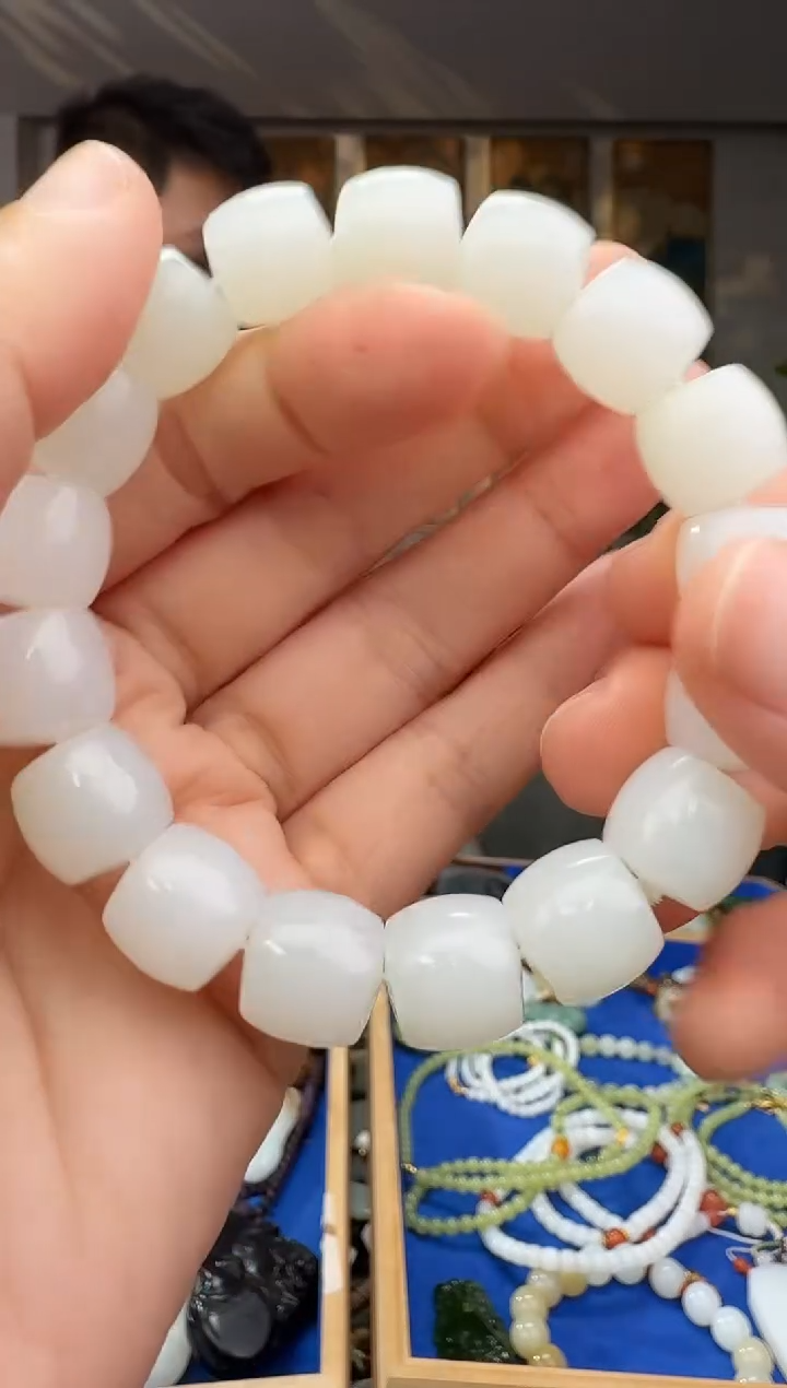 未镶嵌和田玉挂件拍一发一