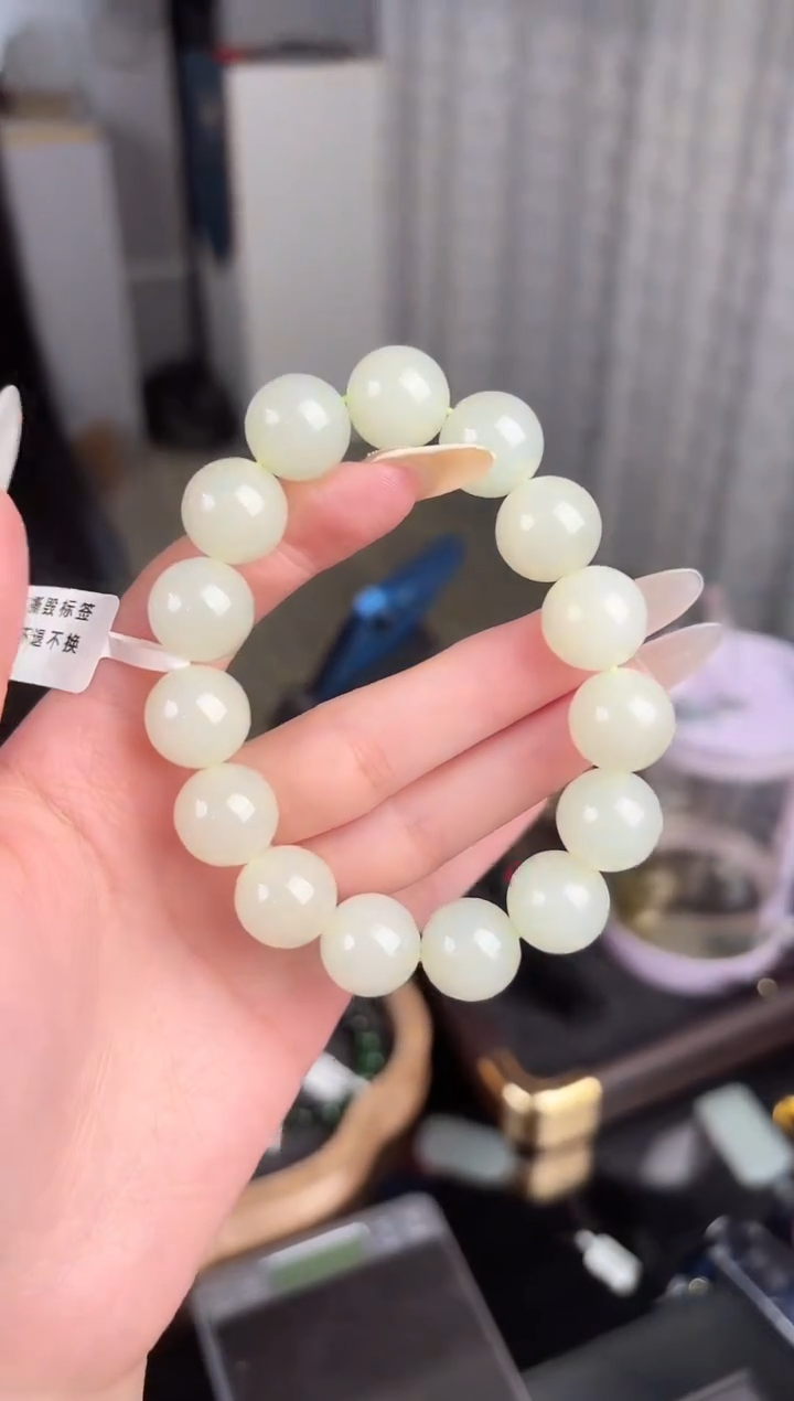 手串未镶嵌和田玉董小姐推荐 多样性发货 拍一发一14