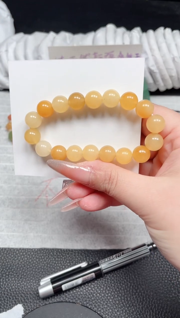 【闪购商品】石英质玉手镯未镶嵌冰皇10