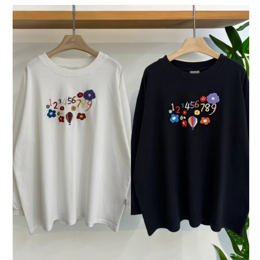 【字母花朵】通勤T恤长袖常规型圆领吸湿排汗耐脏印花静奢风