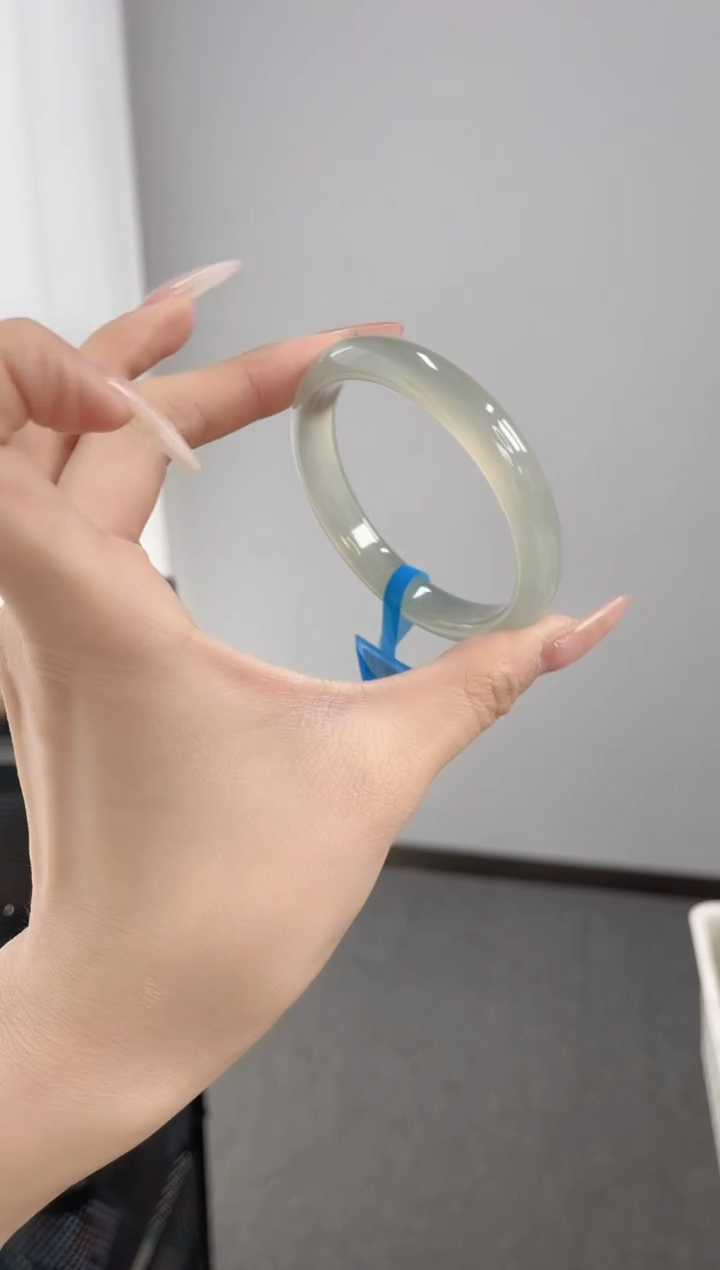 【闪购商品】玛瑙/玉髓手镯未镶嵌55-56圈