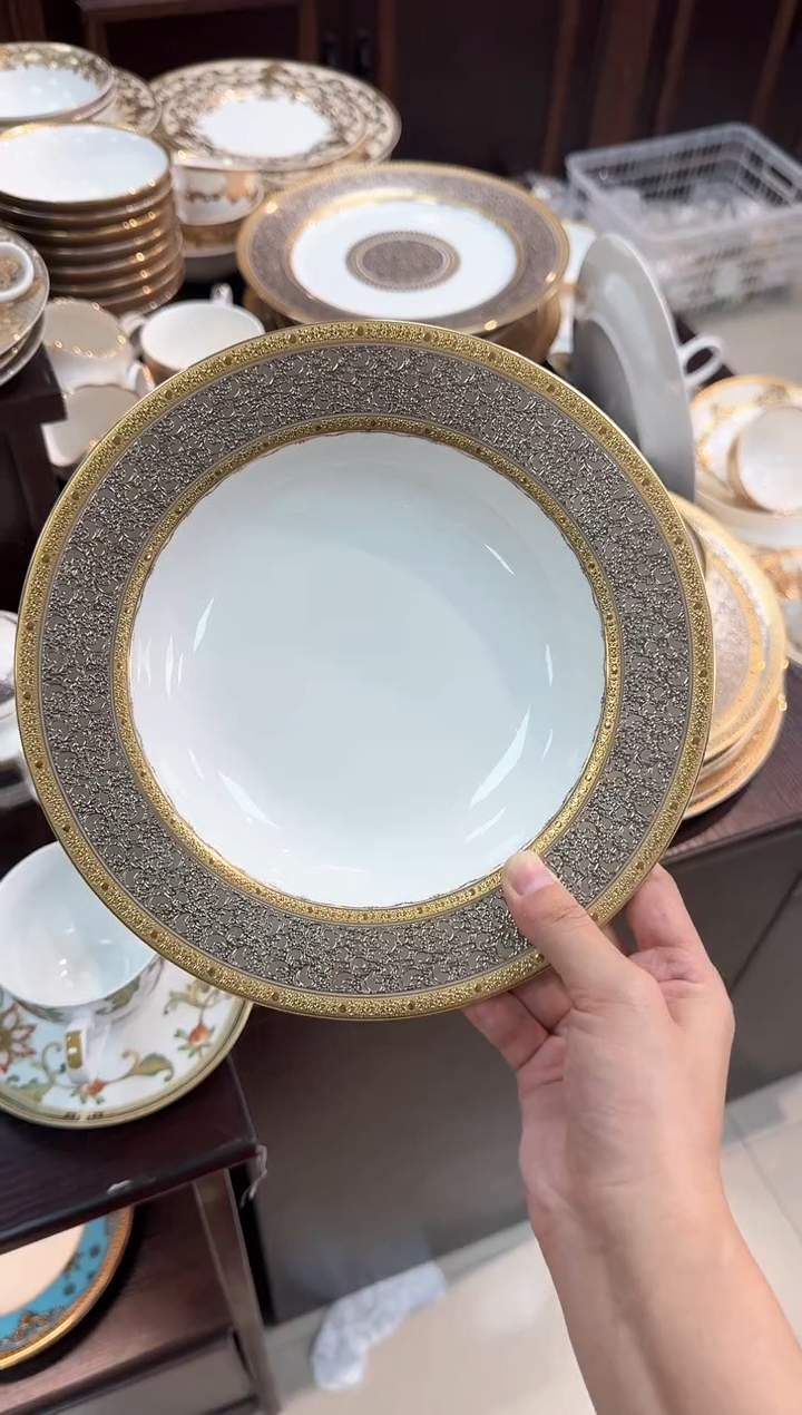 【闪购商品】瓷片8.5寸草帽盘1个微瑕  春节活动福利价