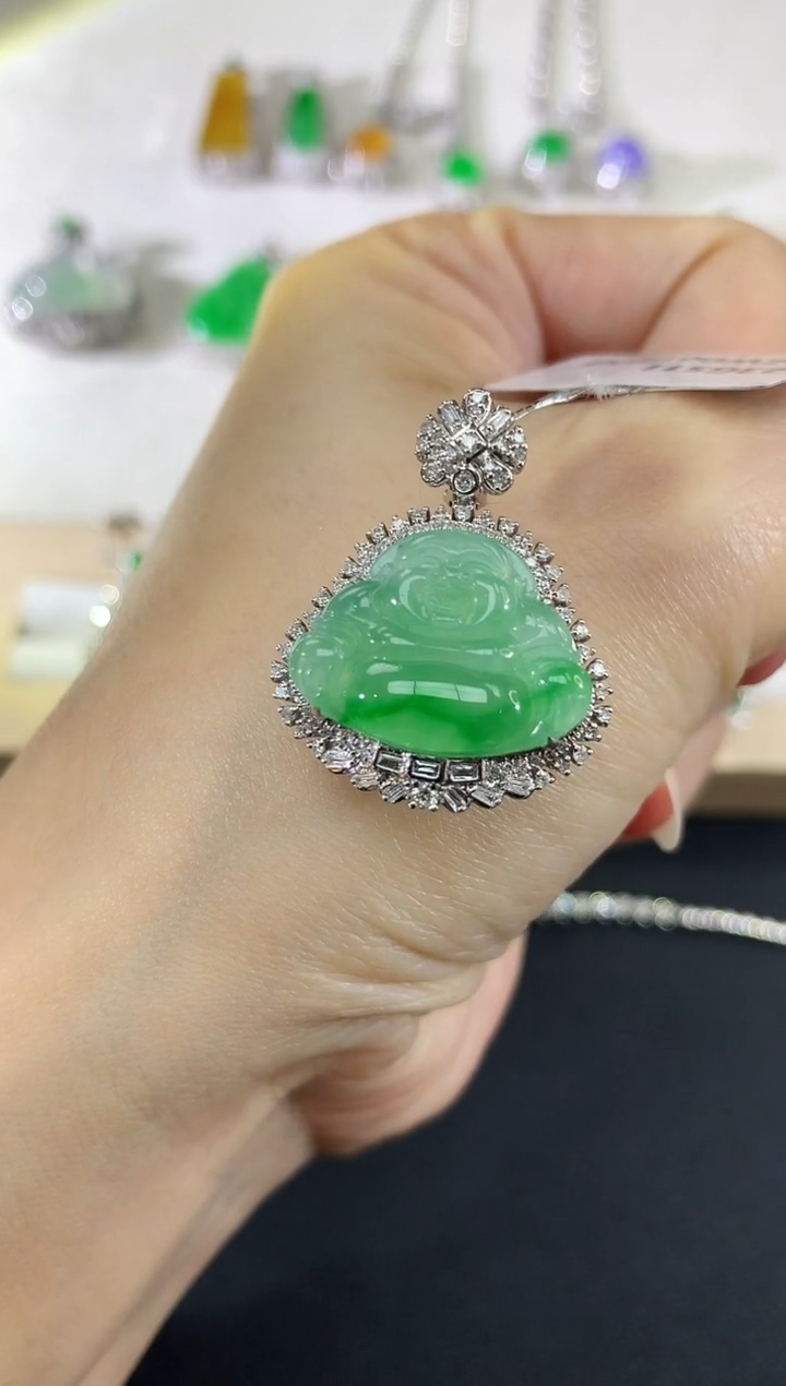 吊坠(不含链)18K金镶嵌翡翠135|14800