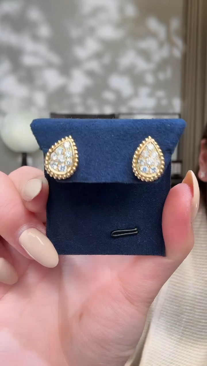 18K金镶嵌实验室培育钻石耳饰@@耳钉黄圆形莲藕