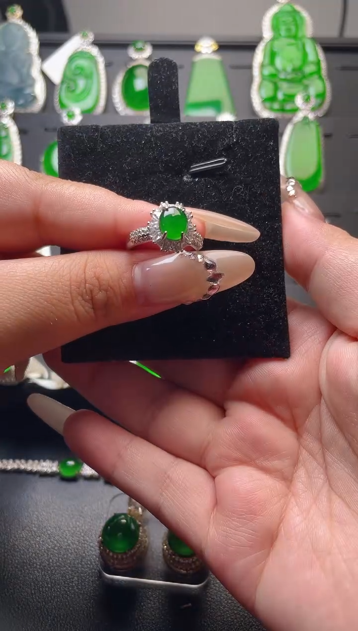 【闪购商品】翡翠戒指未镶嵌天然A货翡翠