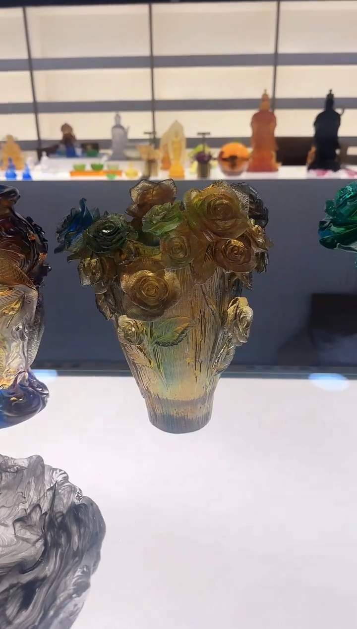 手工艺品琉璃素**裳玫瑰花瓶