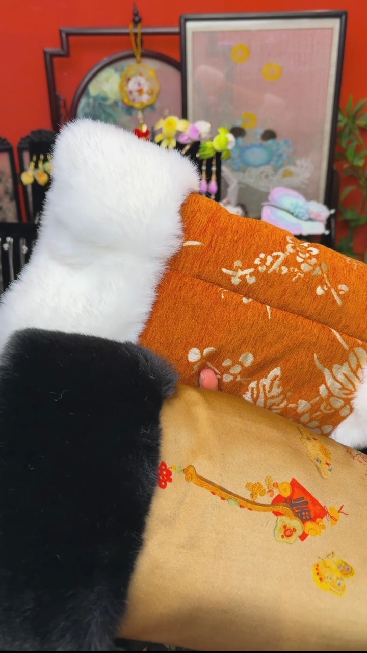 刺绣哈*哈非遗苏绣手工饰品