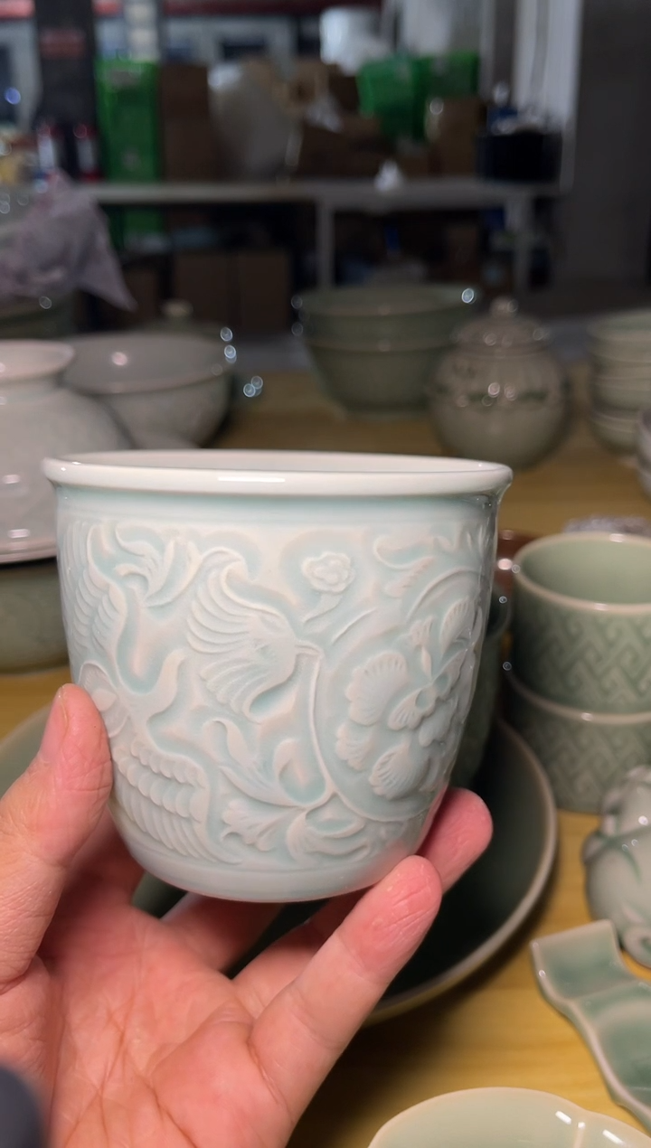 天青釉凤穿牡丹吨吨缸杯1个