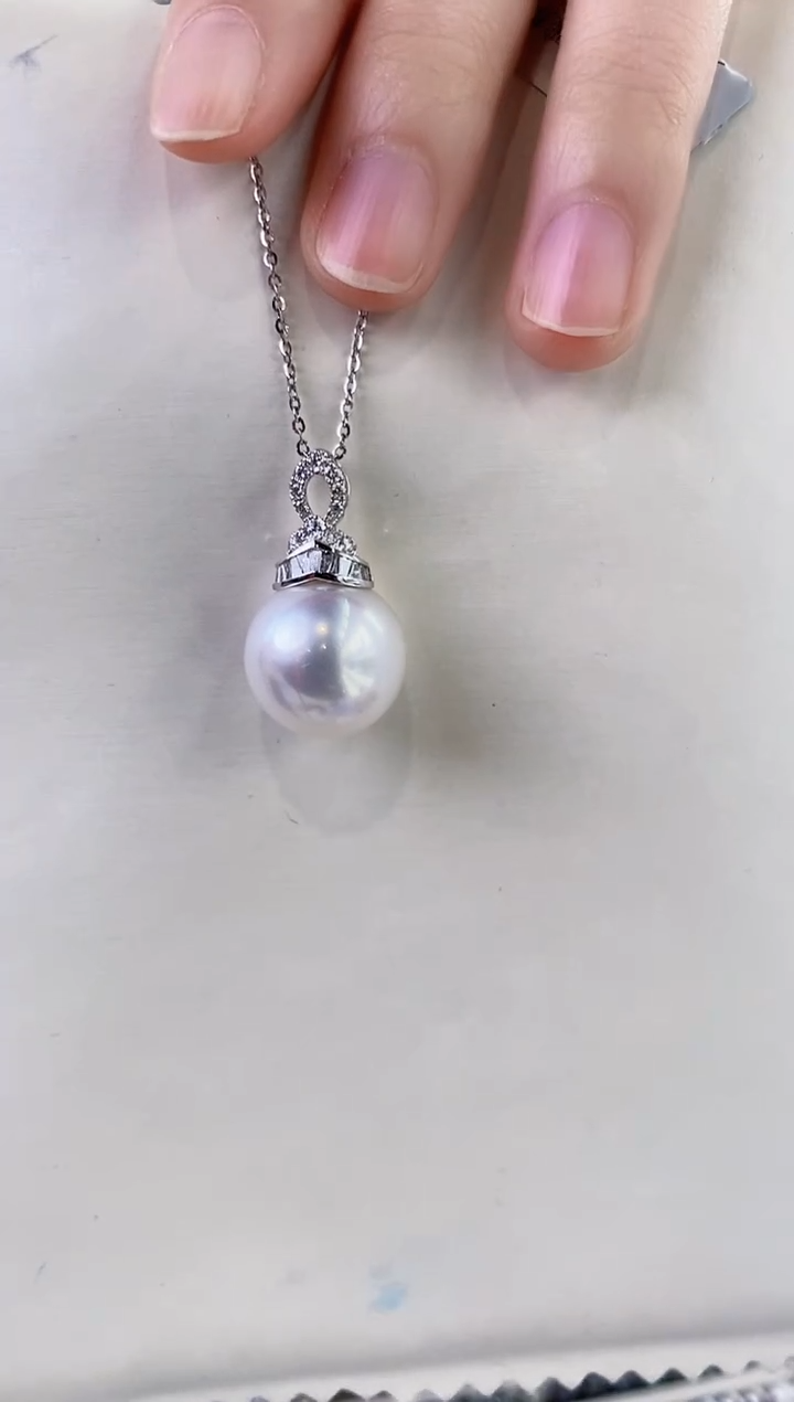 【闪购商品】海水珍珠吊坠(不含链)18K金镶嵌15-16澳白珍珠吊坠