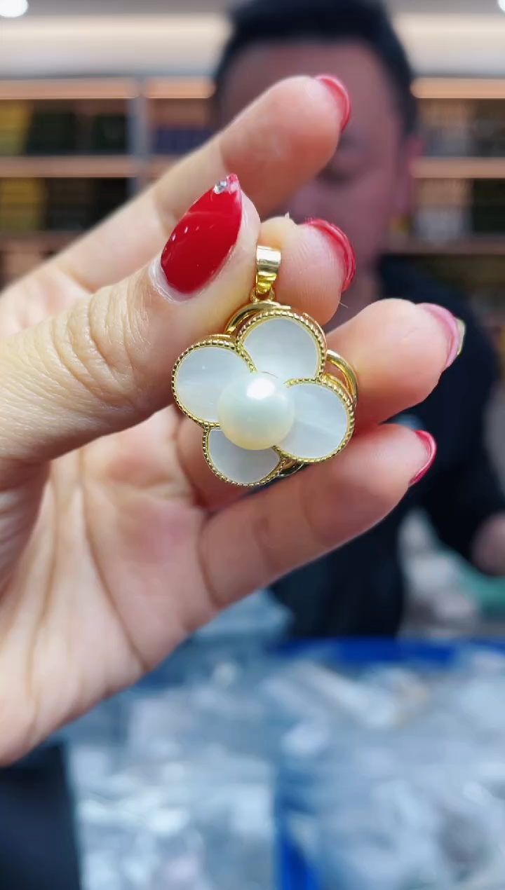 【闪购商品】淡水珍珠`未镶嵌多样性发一件