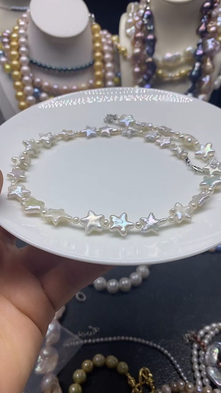 颈饰未镶嵌淡水珍珠多人