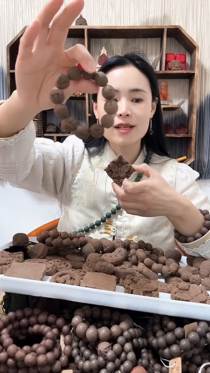 【闪购商品】泥塑鹅梨帐中香单圈手串