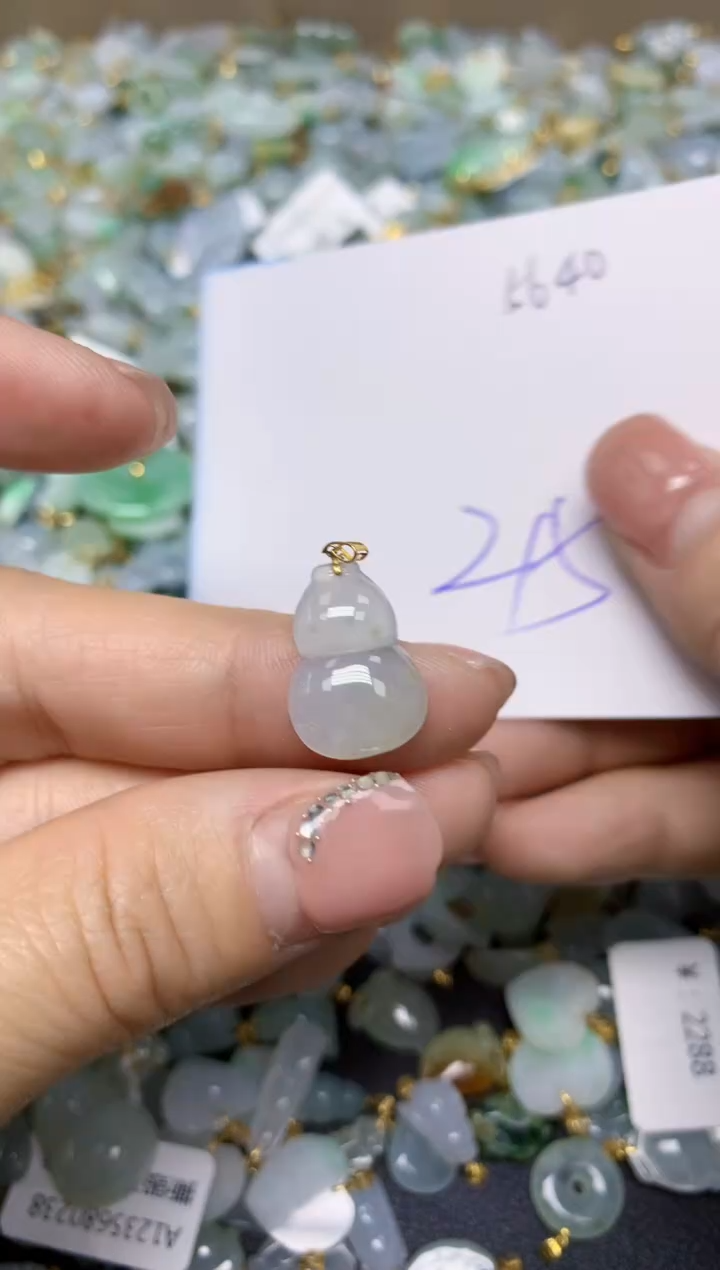 【闪购商品】翡翠挂件18K金镶嵌 天然翡翠A货
