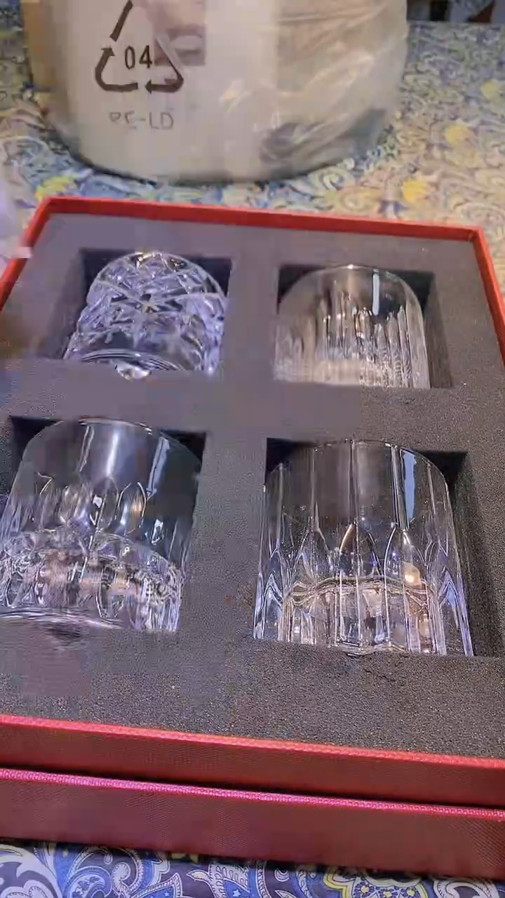碟111111111111@@1