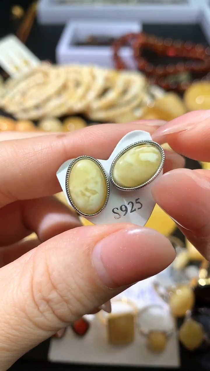 蜜蜡未镶嵌耳饰耳钉