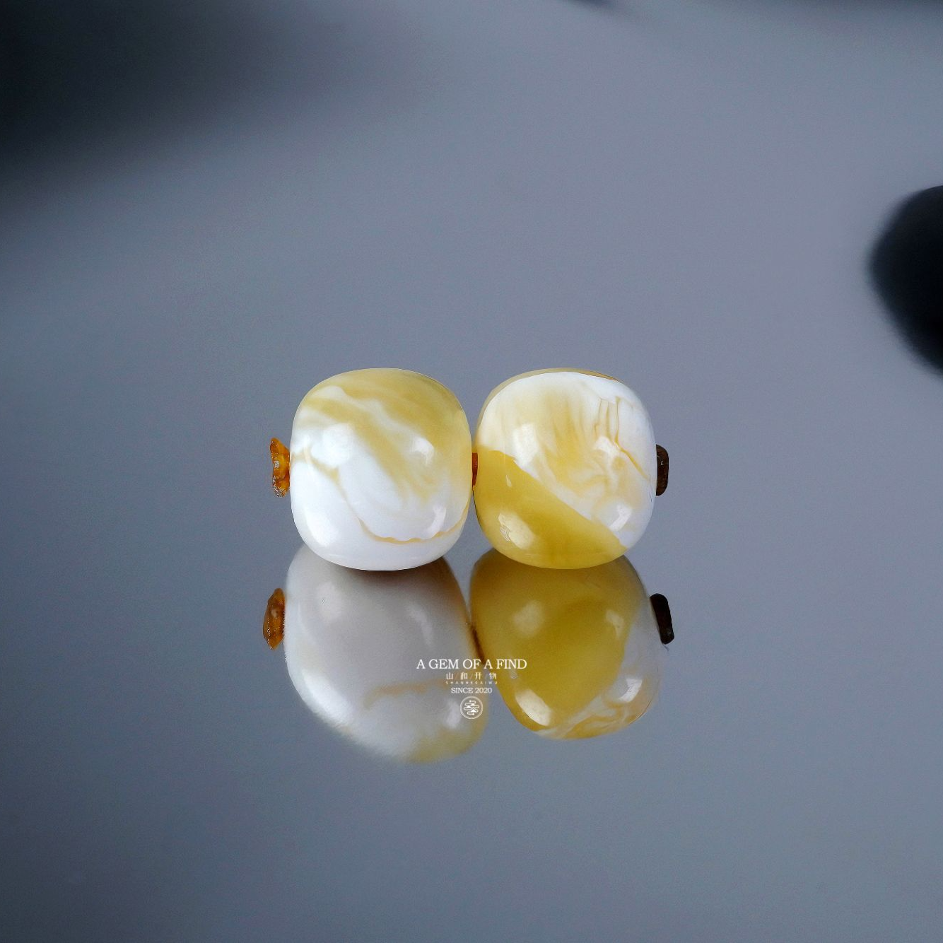 山和开物｜7mm金漆瓷白溶洞拉丝一线老型对珠文玩配饰天然琥珀蜜蜡