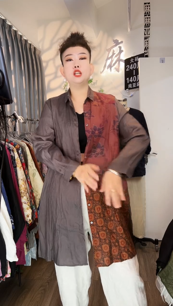 亚麻大码女装系列。