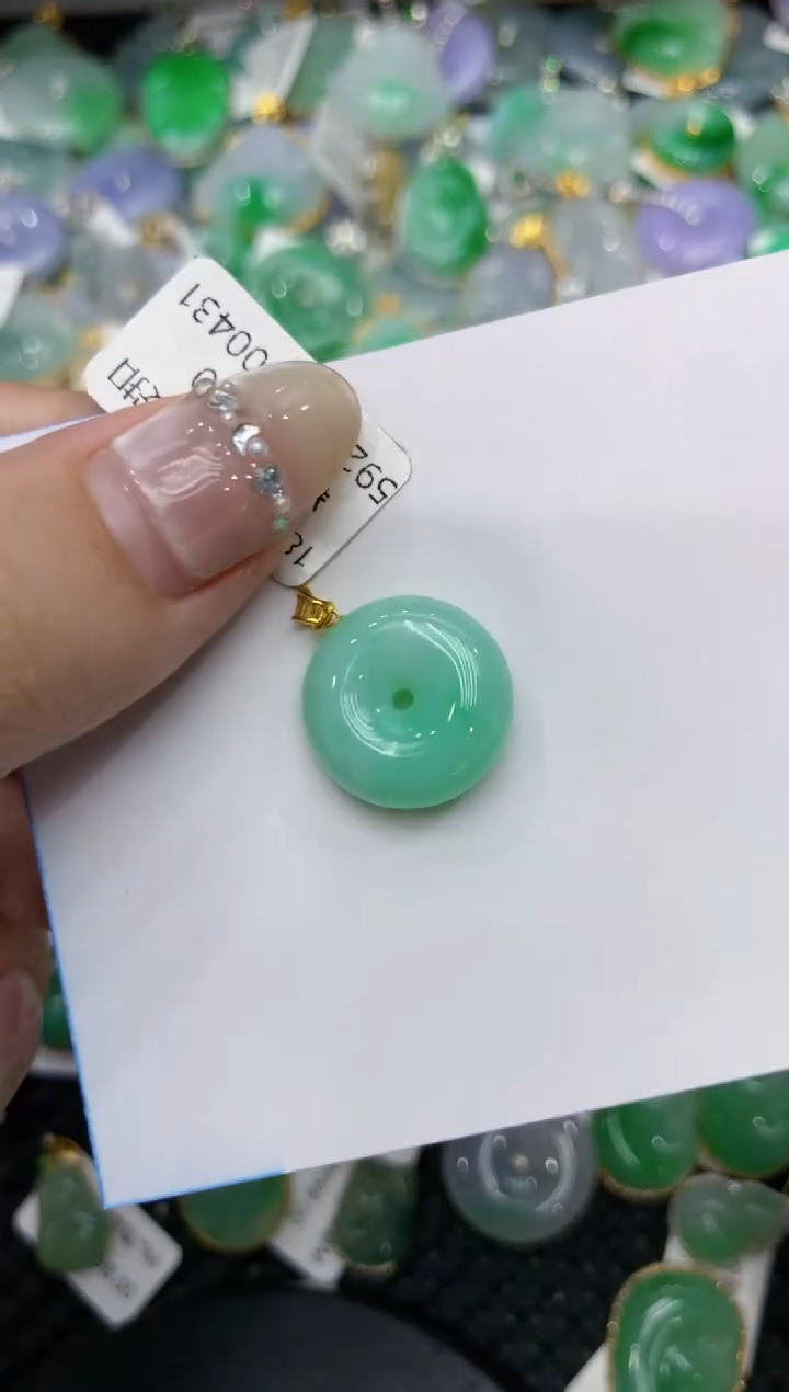 【闪购商品】翡翠颈饰18K金镶嵌 222222222