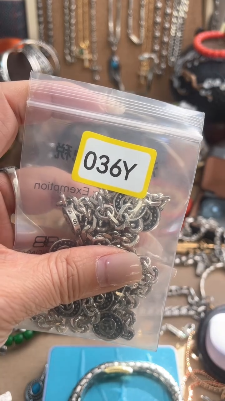 瓷片新永华世家210小姨子