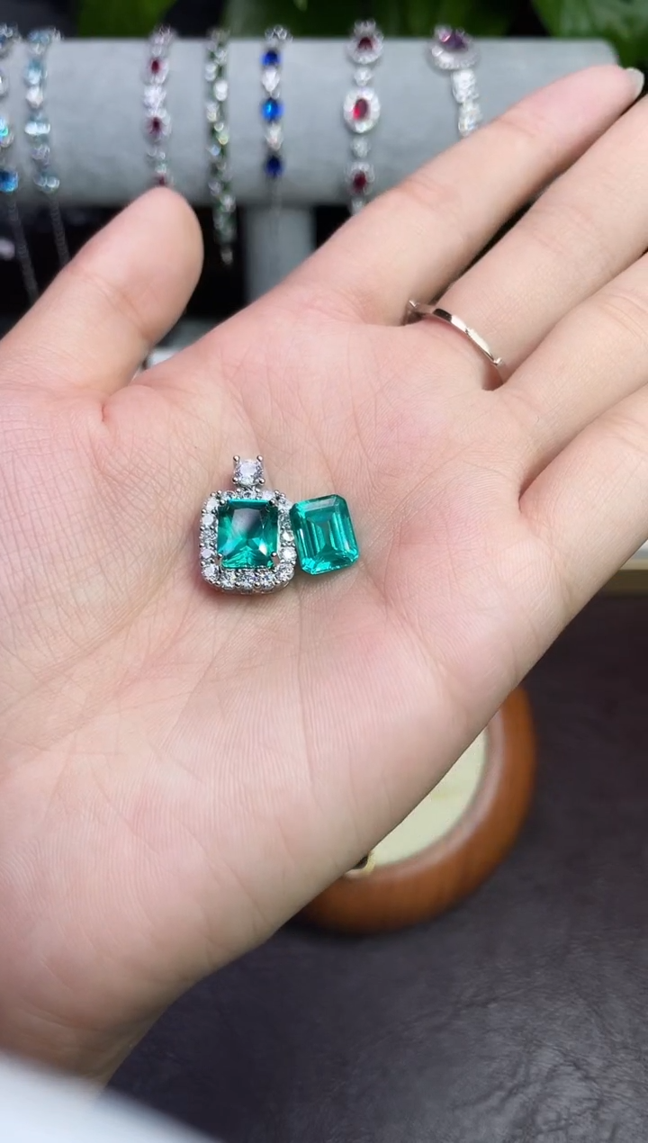 合金颈饰合成钻石改帕拉伊巴吊坠