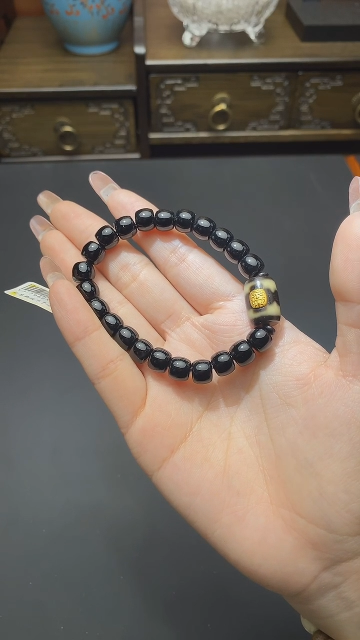 【闪购商品】玛瑙/玉髓手串18K金镶嵌上肯坛城三手串