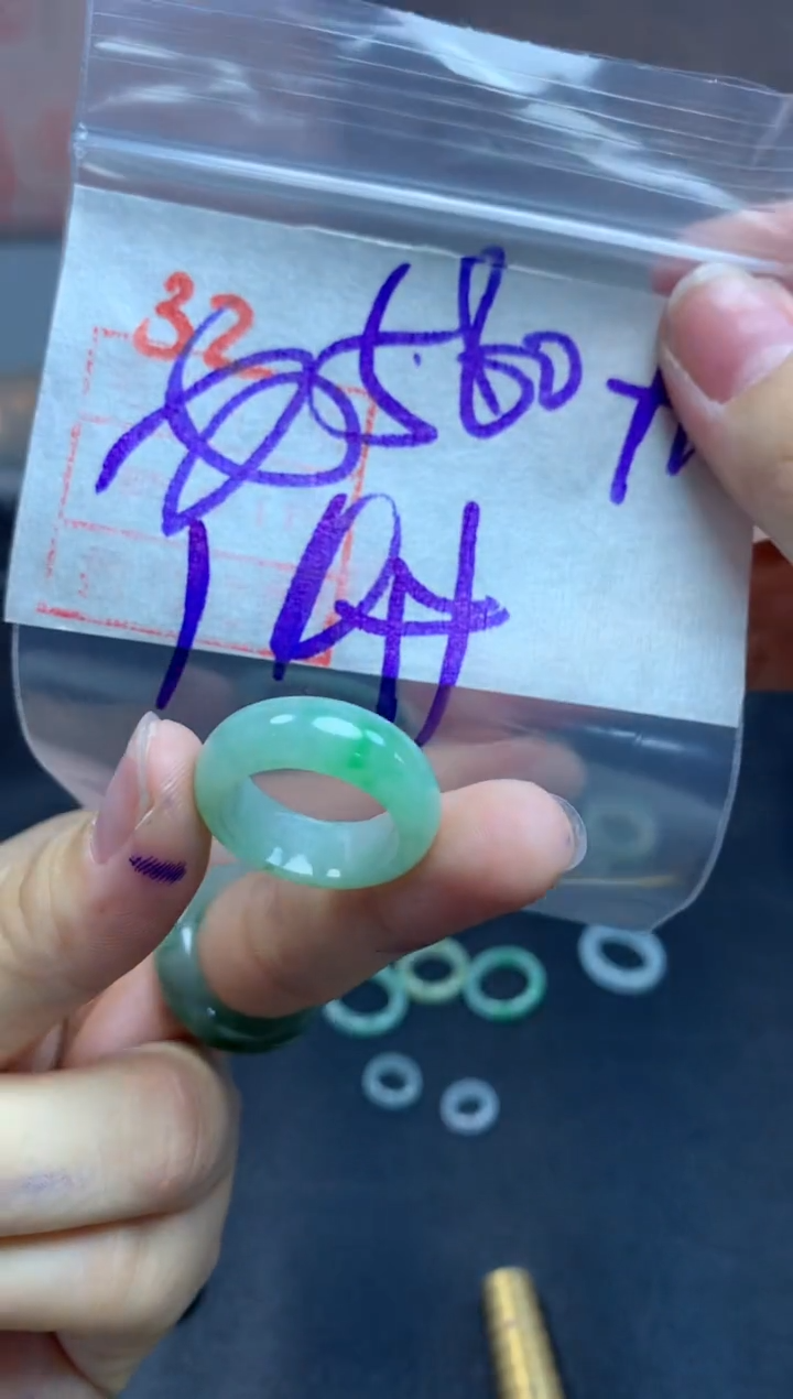 定制翡翠未镶嵌笄*戒圈14#590毛货需精细抛光