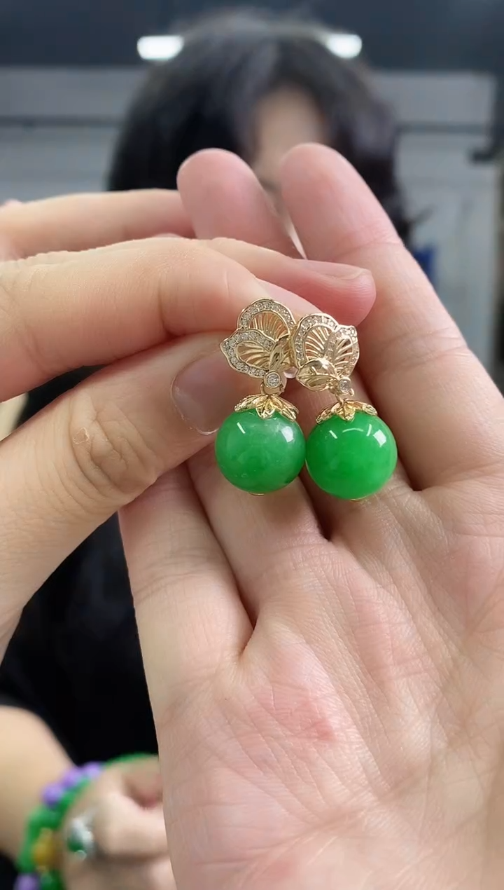 翡翠未镶嵌耳饰闪购链接 多样性发其一，颜色微差