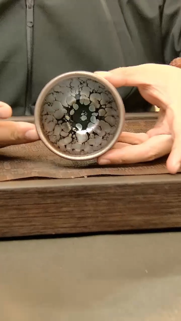 茶盏956.。。。。。。。。。