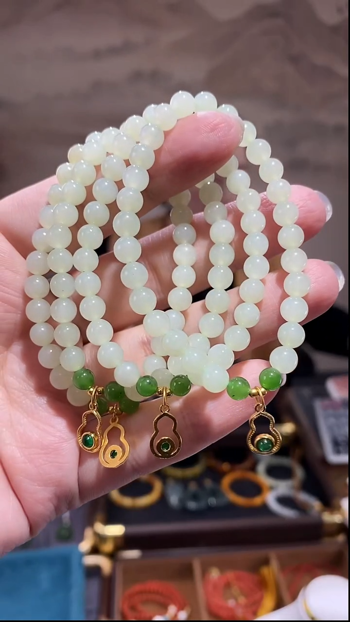 未镶嵌手链和田玉多样性发货发其一