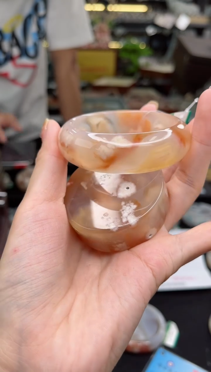 【闪购商品】石英质玉手镯未镶嵌53圈口（赠品镯心）3600012