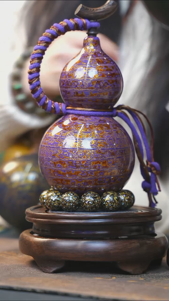 【闪购商品】WW164漆艺酒葫芦不包手串及旋转底座