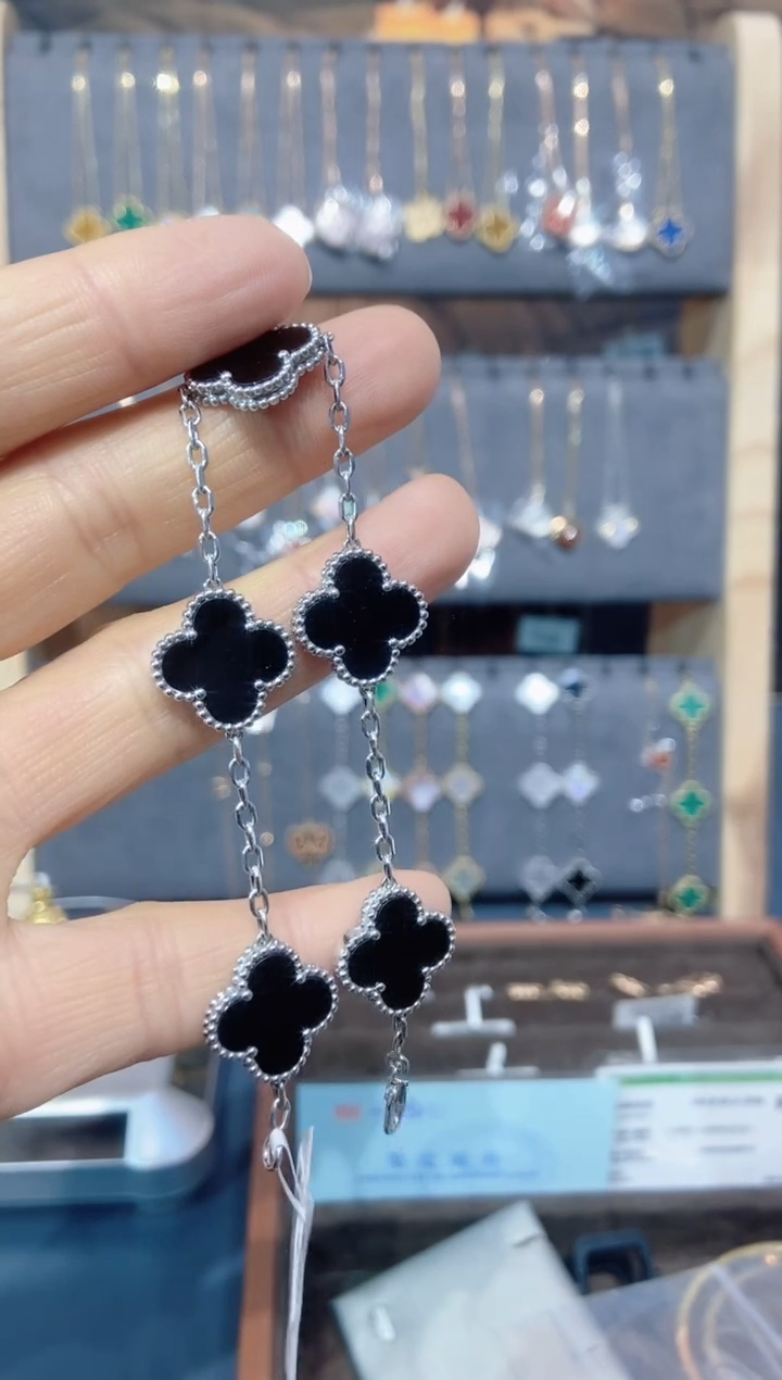 18K金镶嵌手链玛瑙/玉髓玛瑙K白