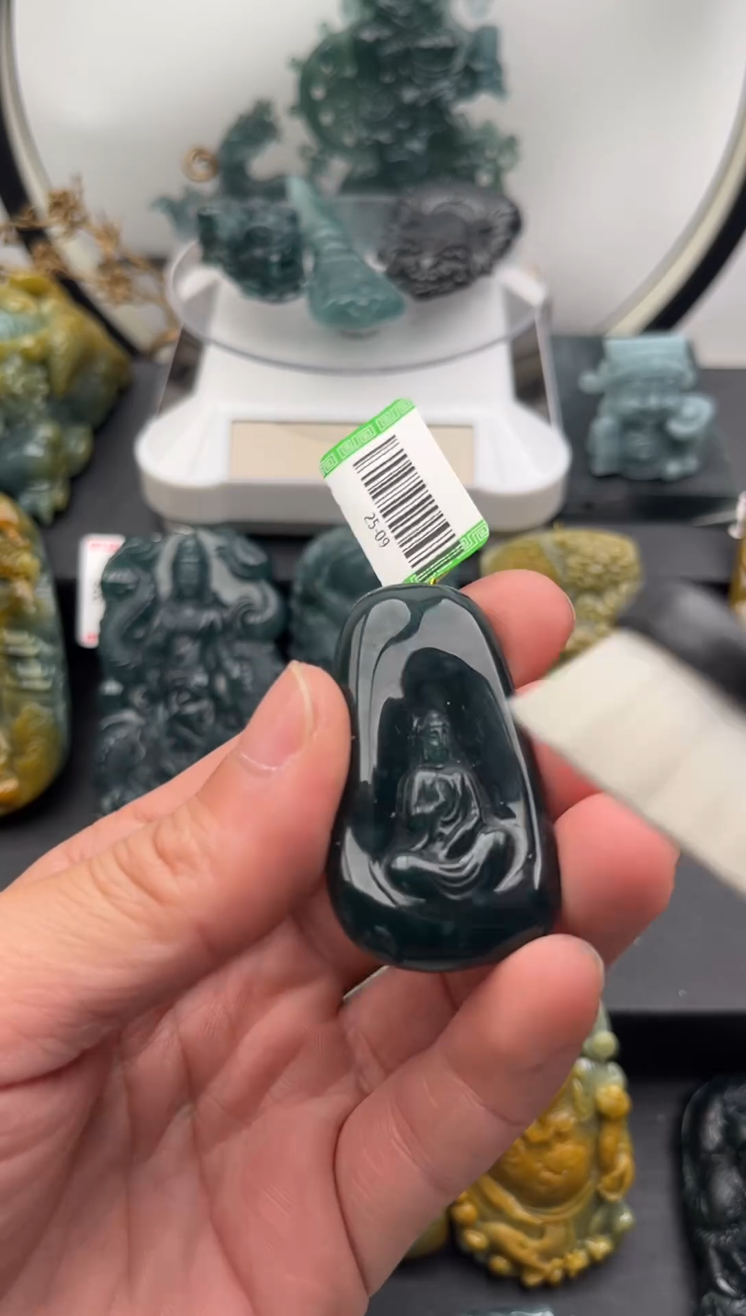 颈饰未镶嵌翡翠无相观音