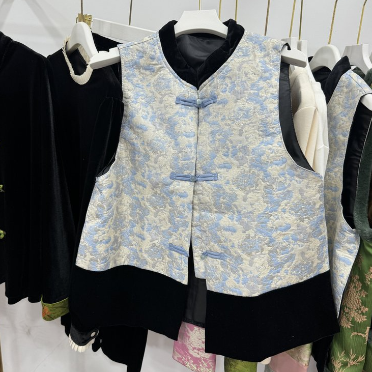 【新品】新中式复古提花马甲百搭气质盘扣中国风马夹拼接立领马甲
