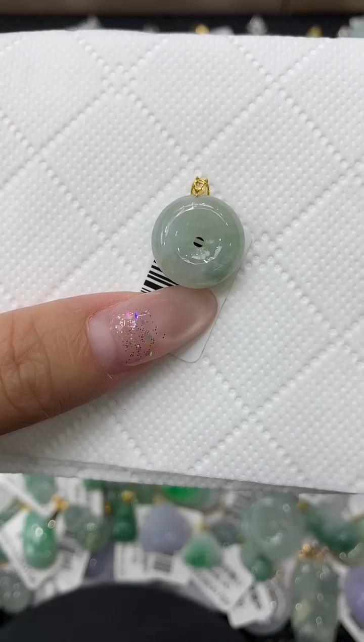 颈饰未镶嵌翡翠1111111111