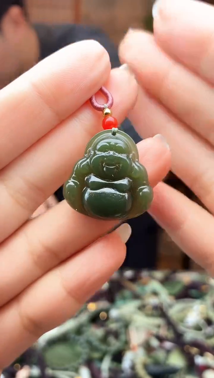 颈饰未镶嵌和田玉1