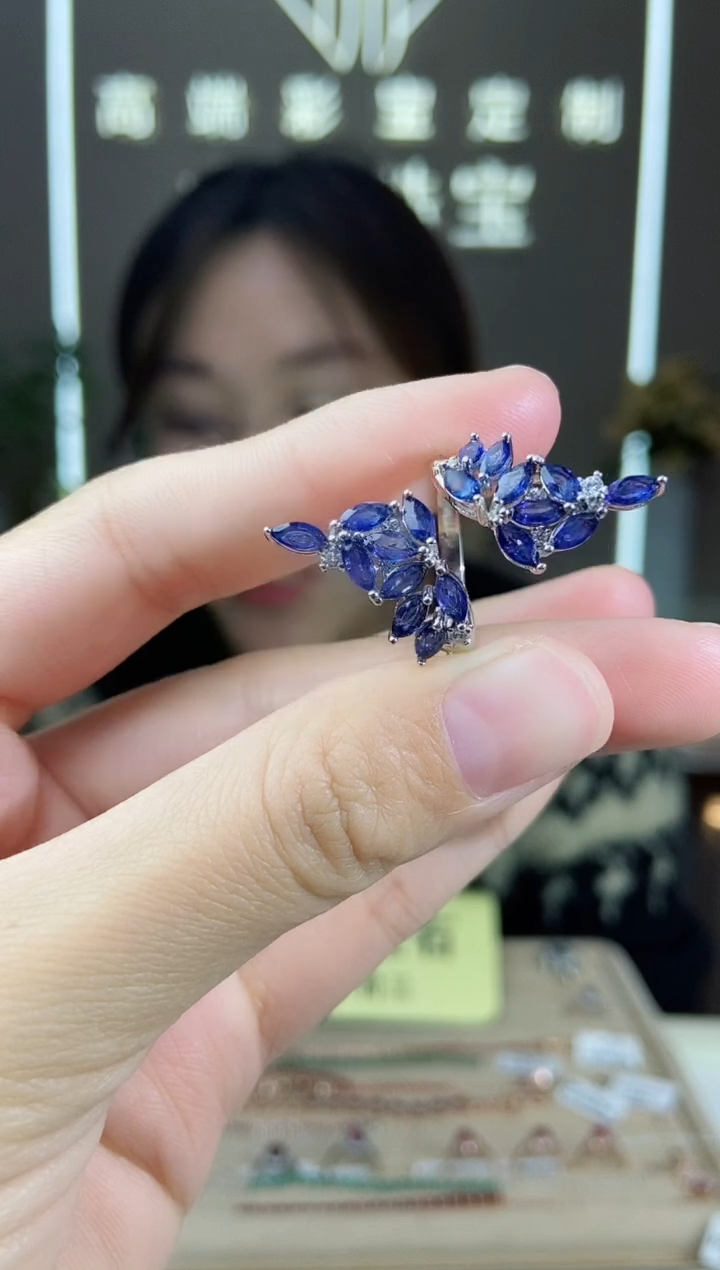 【闪购商品】蓝宝石手饰银S925镶嵌手饰