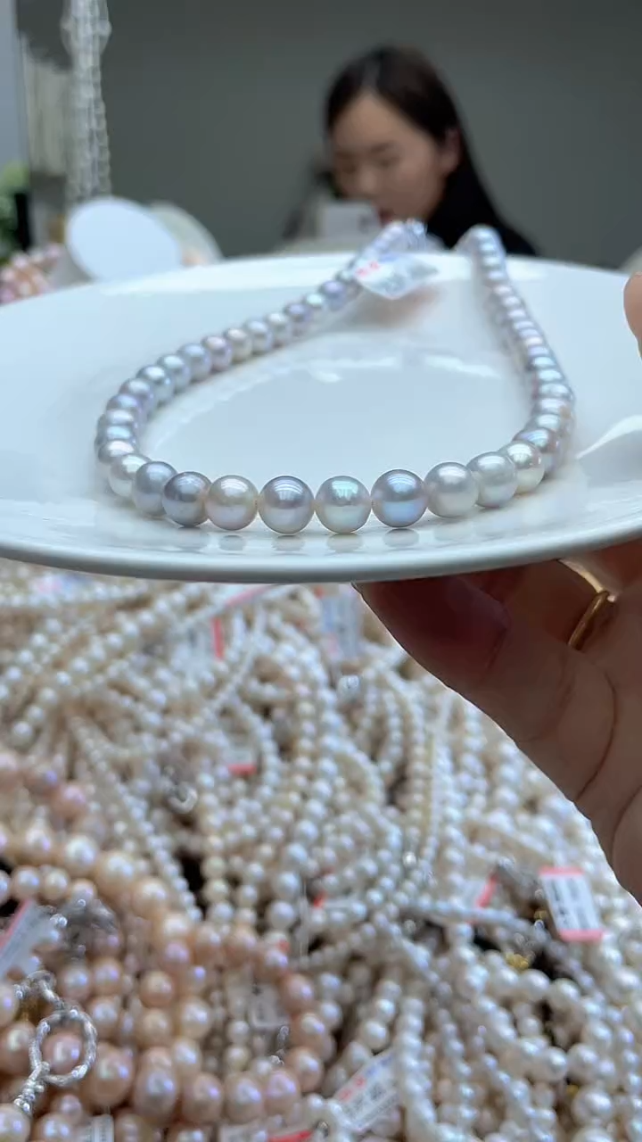 灰色系                           