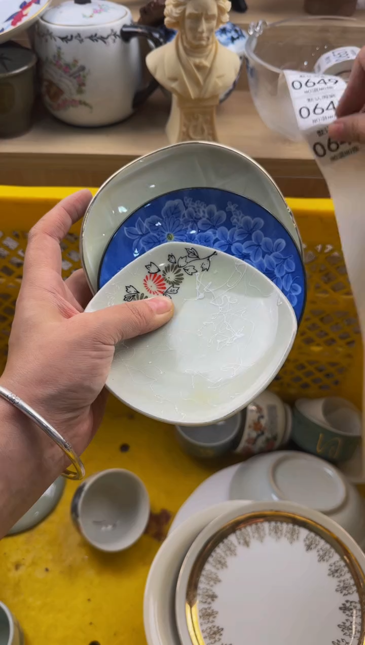 647默认微瑕，满20包邮。